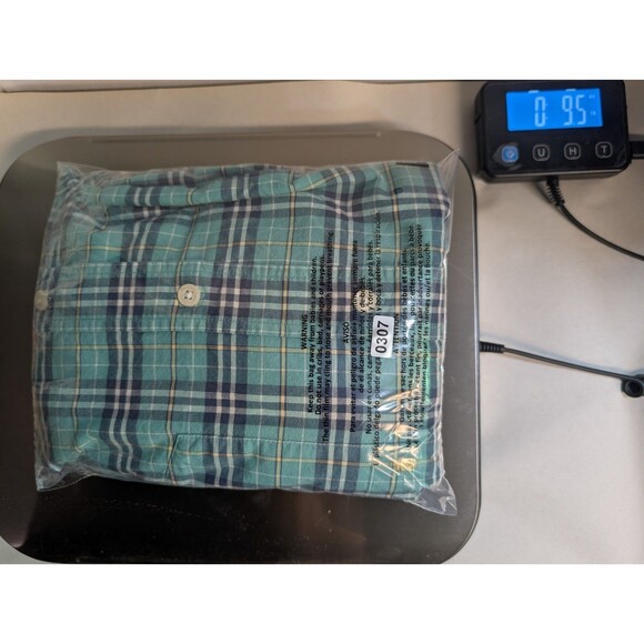 IZOD Saltwater Shirt Men XL Blue Plaid Button Down Preppy Relaxed Classic - Picture 7 of 7